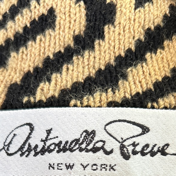 Antonella Preve Sweater Full Zip Animal Print Removable Zipper Pull - Picture 9 of 9